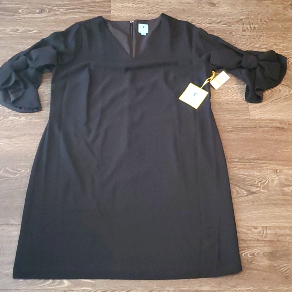 🖤 Cute CeCe Bow Sleeve Black Dress - New with Tags 16W